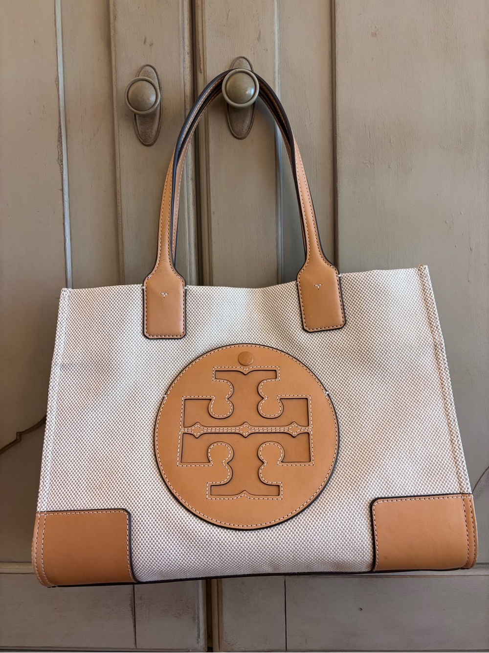 Tory Burch Small Ella Tote
Cream Canvas Tote with Tan Leather Trim